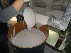 耐低溫模具硅膠能耐低溫多少度？